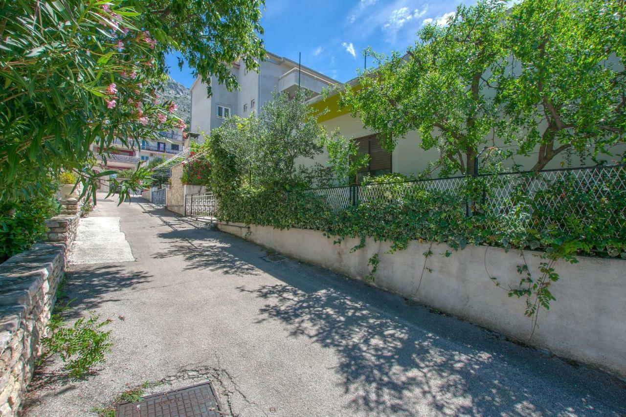 Apartments Kristina Omiš Eksteriør bilde